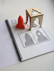 photo of Roundy's rocket with halfbox and orthogonal diagram
